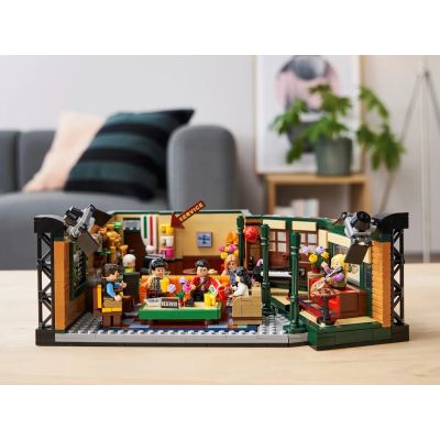 11. LEGO Ideas 21319 - Central Perk