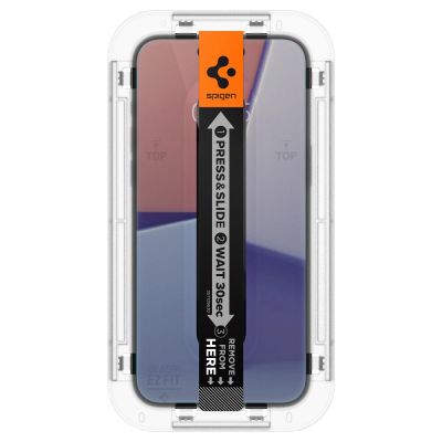 4. Szkło hartowane Spigen Glas.tR EZ Fit Privacy na iPhone 15 Plus