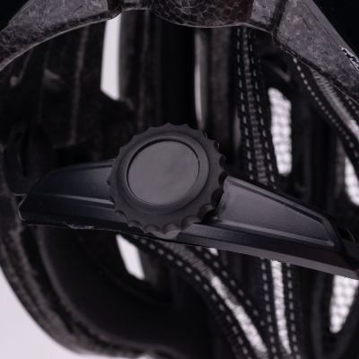 10. Kask PELETON
