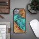 2. Etui Bewood Unique Turquoise z drewna i żywicy na iPhone 15 Plus - turkusowo-czarne
