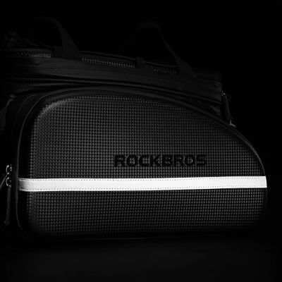 11. Torba rowerowa Rockbros A6-6 na bagażnik 35 l z rozkładanymi kieszeniami - czarna