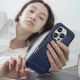 8. Etui silikonowe Carbon Case do iPhone 16 Pro - niebieskie