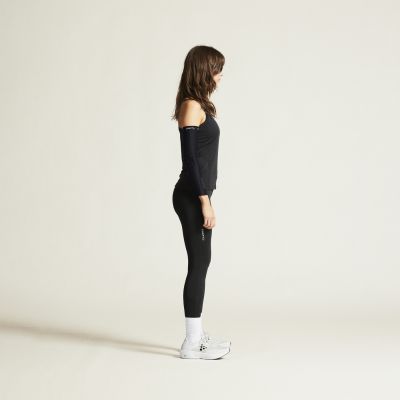 4. Koszulka Craft Adv Essence Singlet 2 W 92800659947