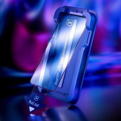 6. Szkło hartowane 3mk HardGlass Max na iPhone 15 / 16