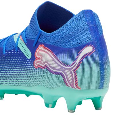 9. Buty piłkarskie Puma Future 7 Pro MxSG 107925 01