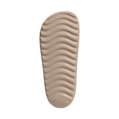 12. Klapki adidas Adilette Lumia beżowe JP9579