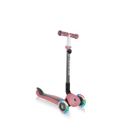 8. Hulajnoga jeździk rowerek Globber GO-UP Deluxe Lights 646-210