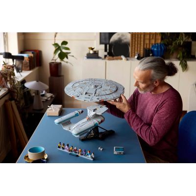 16. LEGO 10356 Icons - Star Trek: U.S.S. Enterprise NCC-1701-D