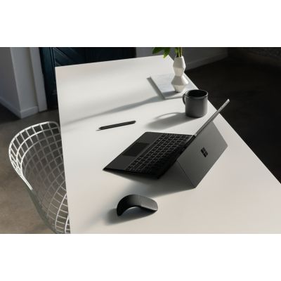 8. Microsoft Surface Arc Maus - czarna - komercyjna