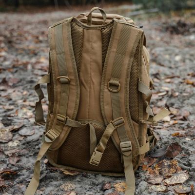 11. Plecak turystyczny Offlander Survival Hiker 25L OFF_CACC_35KH