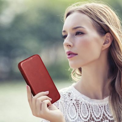 34. iCarer CE Oil Wax Premium Leather Folio Case skórzane etui iPhone 14 Plus z klapką magnetyczne MagSafe czerwony (AKI14220707-RD)