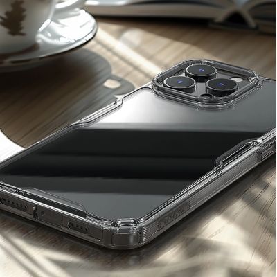 9. Etui Nillkin Nature Pro Case na iPhone 16 Pro - przezroczysto-białe