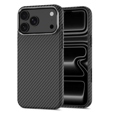 3. Etui Tech-Protect Ion Carbon MagSafe na iPhone 18 Pro Max / 17 Pro Max - czarno-srebrne