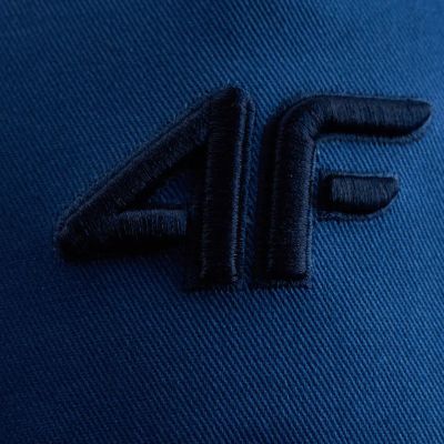 3. Czapka z daszkiem dla dzieci 4F U547 denim 4FJWSS26ACABU547 32S