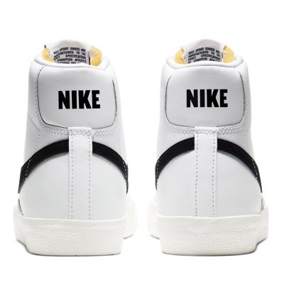 3. Buty Nike Blazer Mid '77 W CZ1055 100