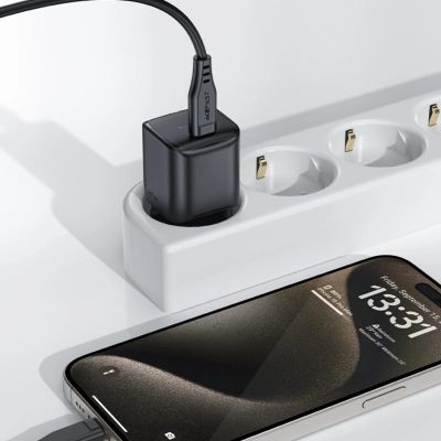2. Ładowarka sieciowa Acefast A73 Mini PD 20W GaN USB-C - czarna