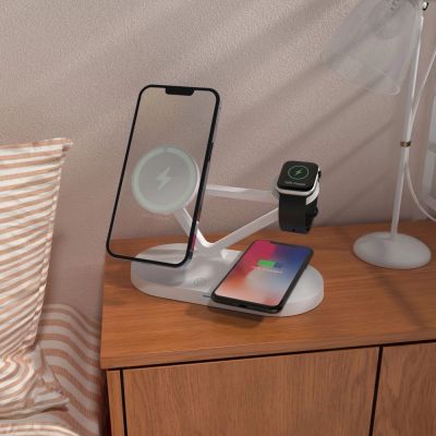 6. Ładowarka bezprzewodowa Tech-Protect QI15W-A41 3w1 z MagSafe do urządzeń Apple - biała