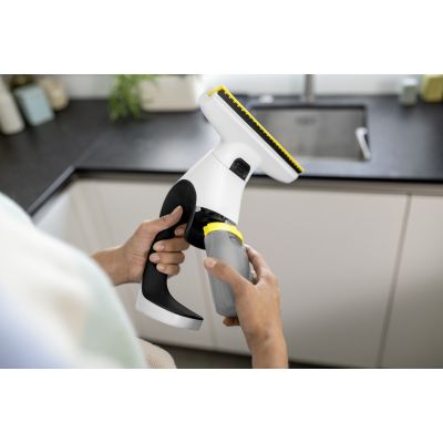 8. Myjka do okien KARCHER WV 1 Compact Care - 1.633-628.0