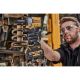 7. DEWALT Klucz udarowy 1/2" 18V 406 Nm DCF921NT
