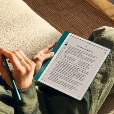 2. Ebook New Kindle Scribe - 2024 release 10.2” glare-free 64GB Wi-Fi (Without Lockscreen Ads) with Premium Pen Jade