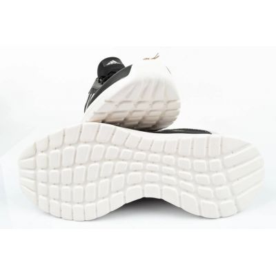 10. Buty sportowe adidas Tensaur Jr GZ3430