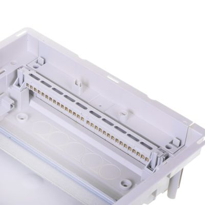 3. PLASTIKOWA OBUDOWA INSTALACYJNA Z DRZWIAMI METALOWYMI, PODTYNK., IP40, 5 RZĘDÓW, 60 MODUŁÓW Noark PM