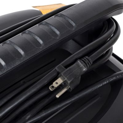 6. Odkurzacz sucho/mokro 34L z gniazd.elek AT-DXV34PTA