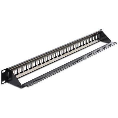 2. DeLOCK 43277 panel krosowniczy 1U