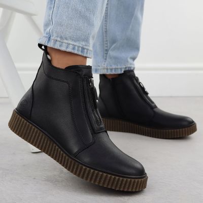 6. Skórzane botki damskie na platformie czarne Rieker Y4354-00