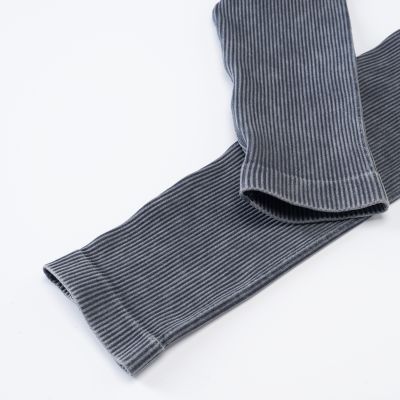 3. Damskie Legginsy FIT SEAMLESS LEGGINGS