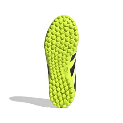 4. Buty piłkarskie adidas Predator Club TF Jr JH8871