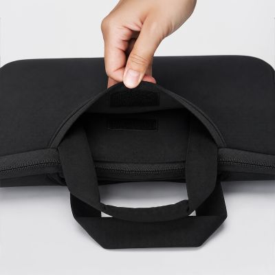 5. Torba na laptop Wozinsky WNT-17B 17.3" z chowaną rączką neoprenowa - czarna