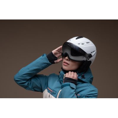 8. Kask Iguana Ibron  92800622947