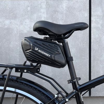 14. Wozinsky torba rowerowa pod siodełko wodoodporna 1,5 l czarna (WBB27BK)