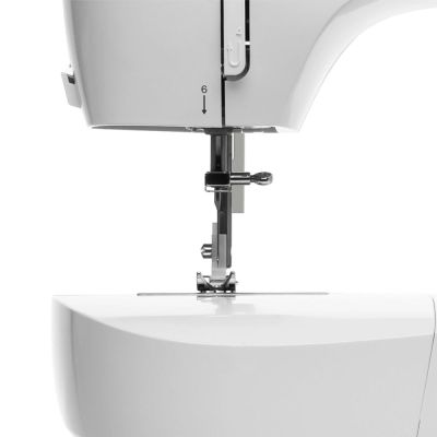 5. Maszyna do szycia Singer M2505