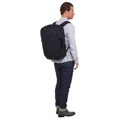 7. Torba Thule Subterra 2 Convertible Carry-on - Black