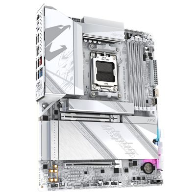 4. GIGABYTE X870 AORUS ELITE X3D ICE AMD X870 Gniazdo AM5 ATX