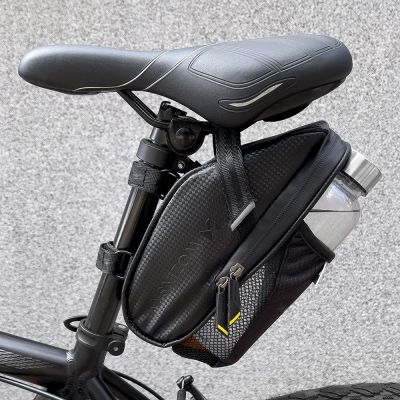 14. Wozinsky torba rowerowa pod siodełko 1,5 l czarny (WBB20BK)