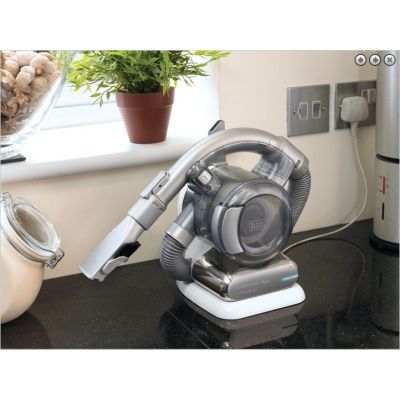 7. Odkurzacz ręczny PD1820LF-QW BLACK+DECKER