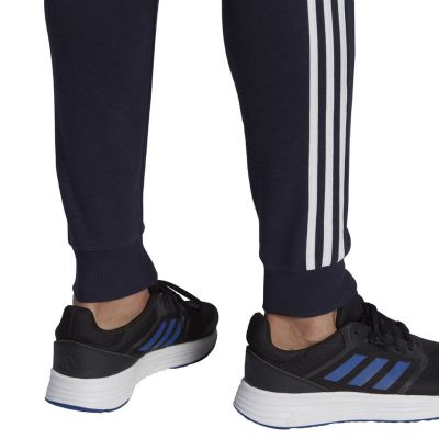 12. Spodnie adidas Essentials Slim 3 Stripes Pants M GM1090