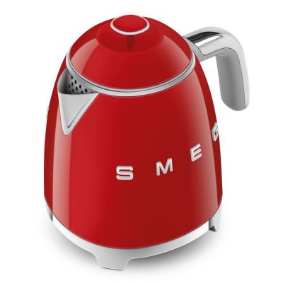 24. SMEG Czajnik (KLF05RDEU) mini 0,8L czerwony