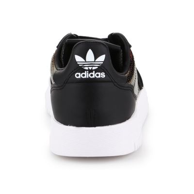 5. Buty adidas Supercourt W EG2012