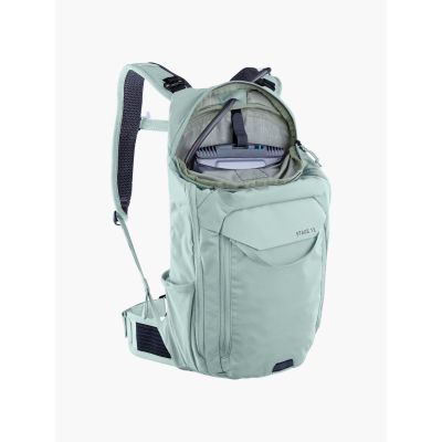 5. Plecak rowerowy EVOC Stage 12 mint