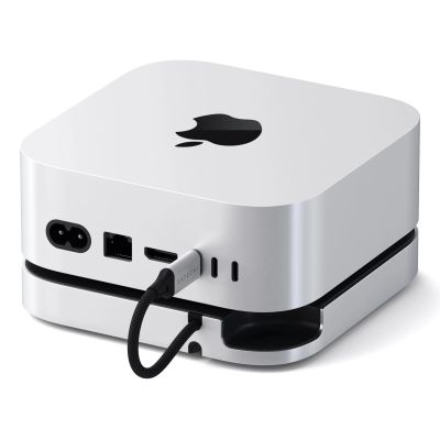 2. Koncentrator podstawki Satechi do komputera Mac Mini