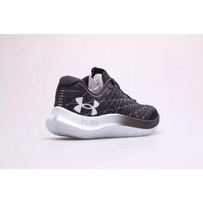 14. Buty Under Armour Velocity Wind 2 M 3024903-001