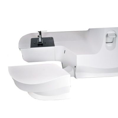 4. Maszyna do szycia Singer M2105