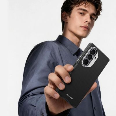 7. Etui Dux Ducis Vyne na Samsung Galaxy Z Fold 8 Ultra kompatybilne z MagSafe - czarne