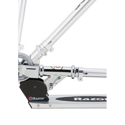 9. Hulajnoga Razor A125 Gs 13072242 (kolor niebieski)