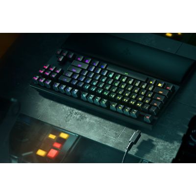 7. Klawiatura gamingowa Razer Huntsman V2, TKL