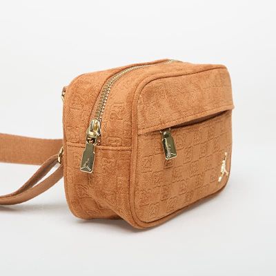 3. Torebka damska Air Jordan Suede Monogram Camera Bag Cognac - MA9207-X6X